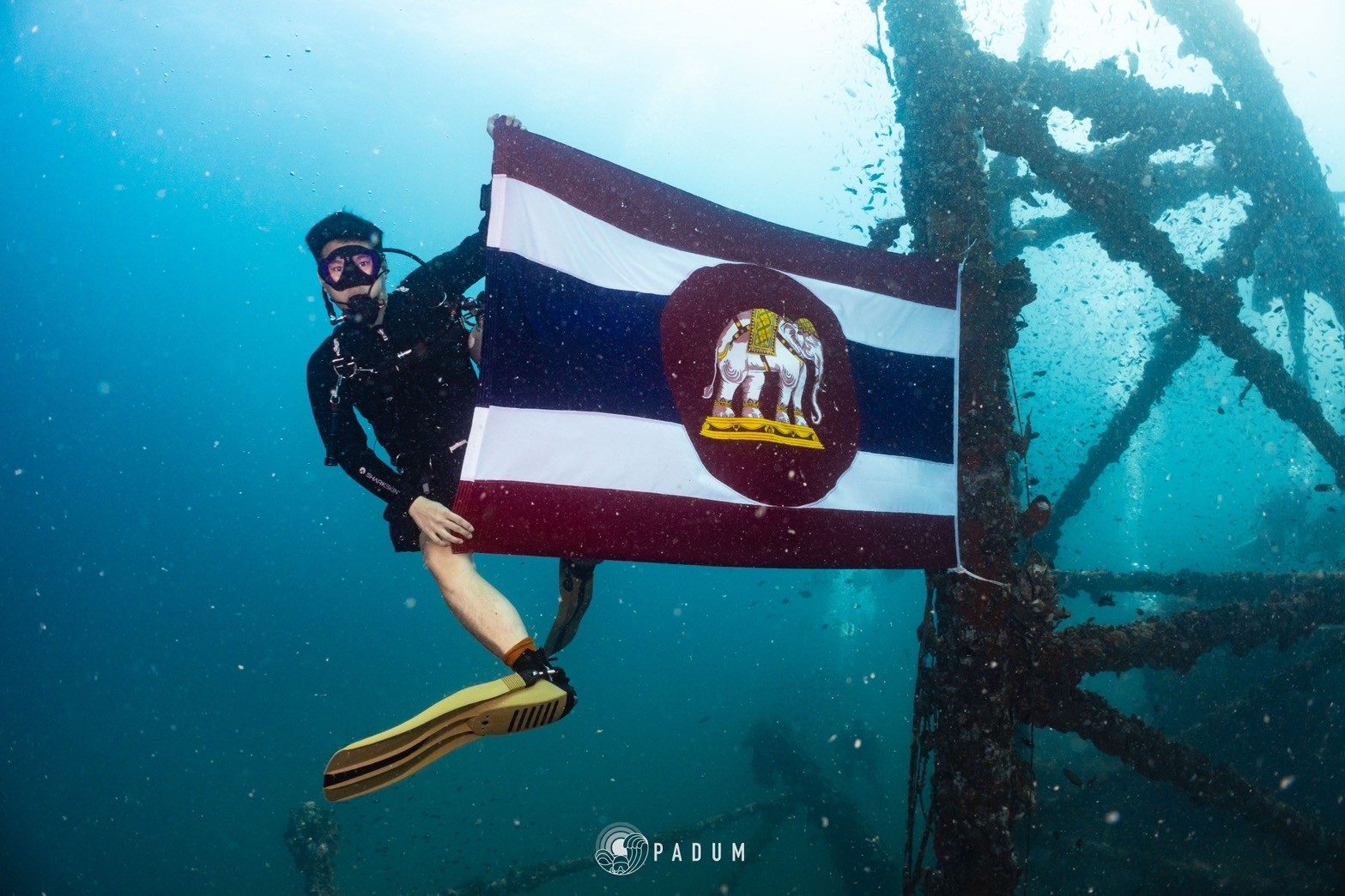 เกาะกูด vs เกาะช้าง ต่างกันอย่างไร?